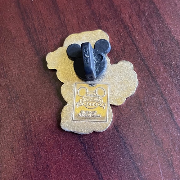 Disney Trading Pin 2004  Nurse Minnie Mouse - Picture 2 of 4